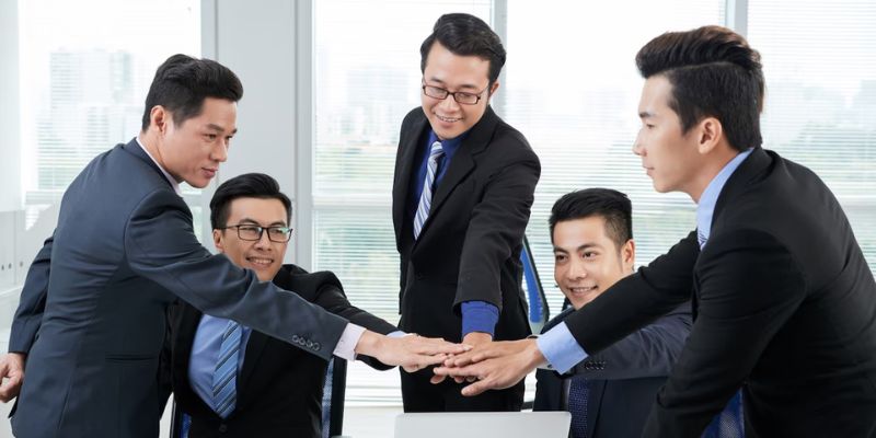 Thành tựu CEO Nguyễn Minh Quân đạt được cùng 18WIN 